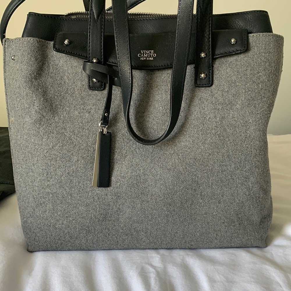 Vince Camuto ladies purse/tote Grey and black
